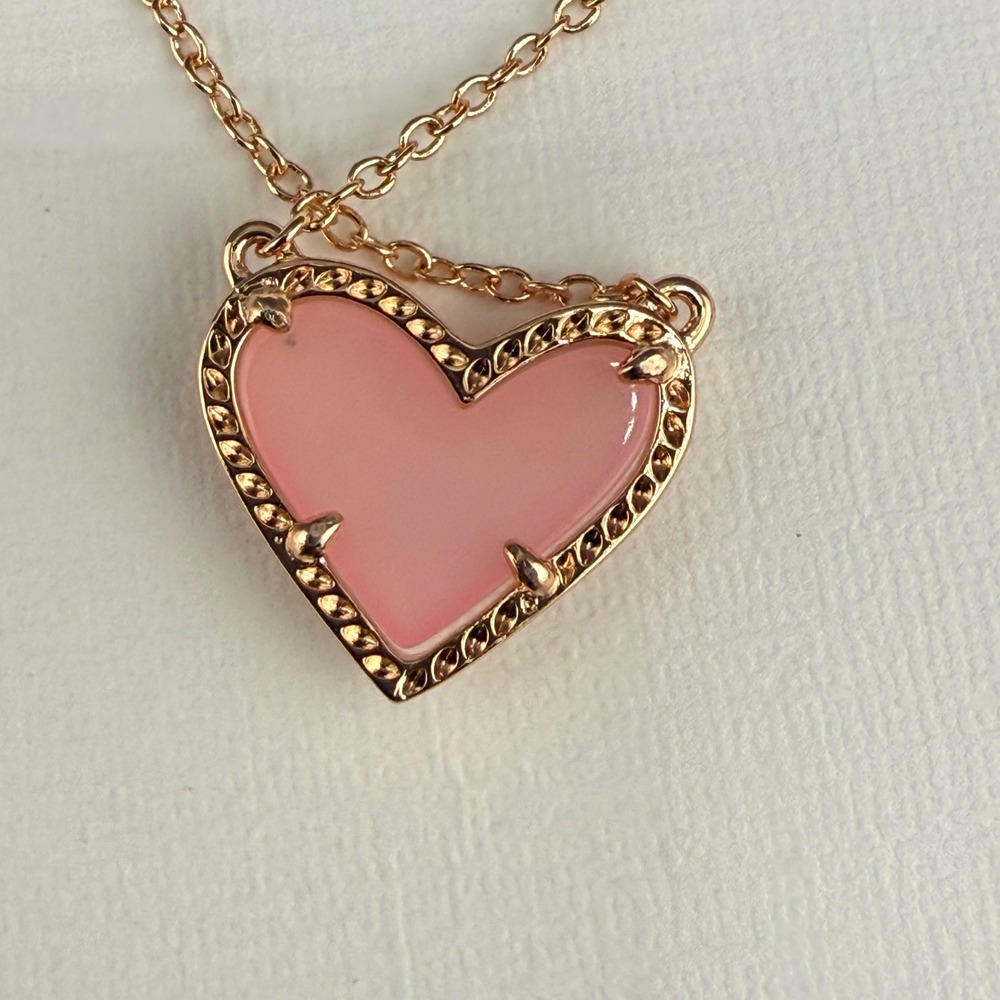 Kendra Scott Ari Heart Pendant Pink Drusy Rose Gold Tone  Necklace - Picture 6 of 8